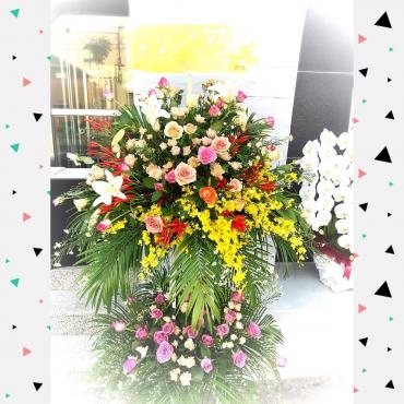 オープン祝いにスタンド花をお届けいたしました。｜「松花園」　（兵庫県神戸市須磨区の花キューピット加盟店 花屋）のブログ